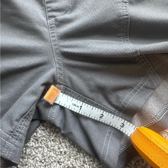 The North Face Women’s Medium Athletic Shorts Gray Active Hiking Gorpcore - Picture 7 of 13
